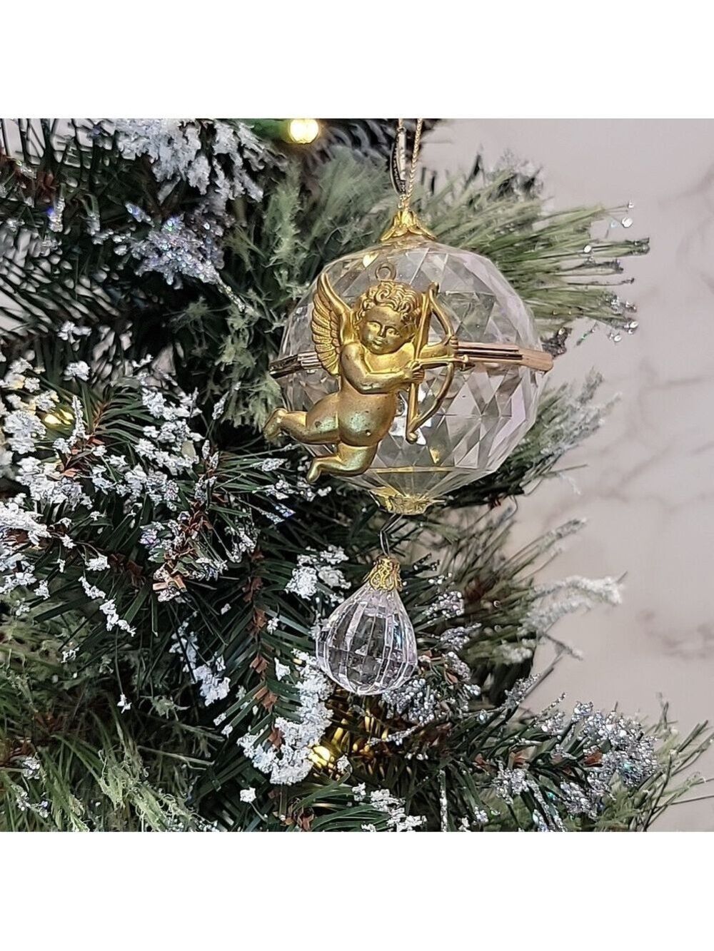 Vintage Cherub and plastic crystal ornament - Picture 9 of 9